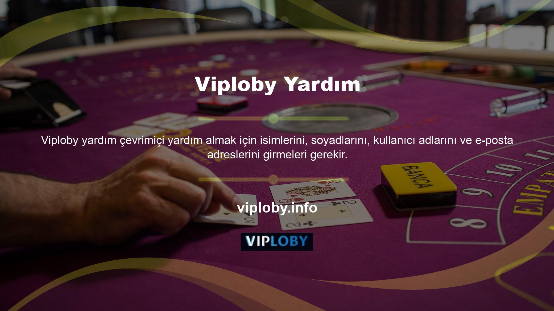 Mümkün olan bölüm, onlara yardım edebilecek gerçek bir kişiyle konuşurken bir uzman ekibinden yardım aldıklarını söylüyor